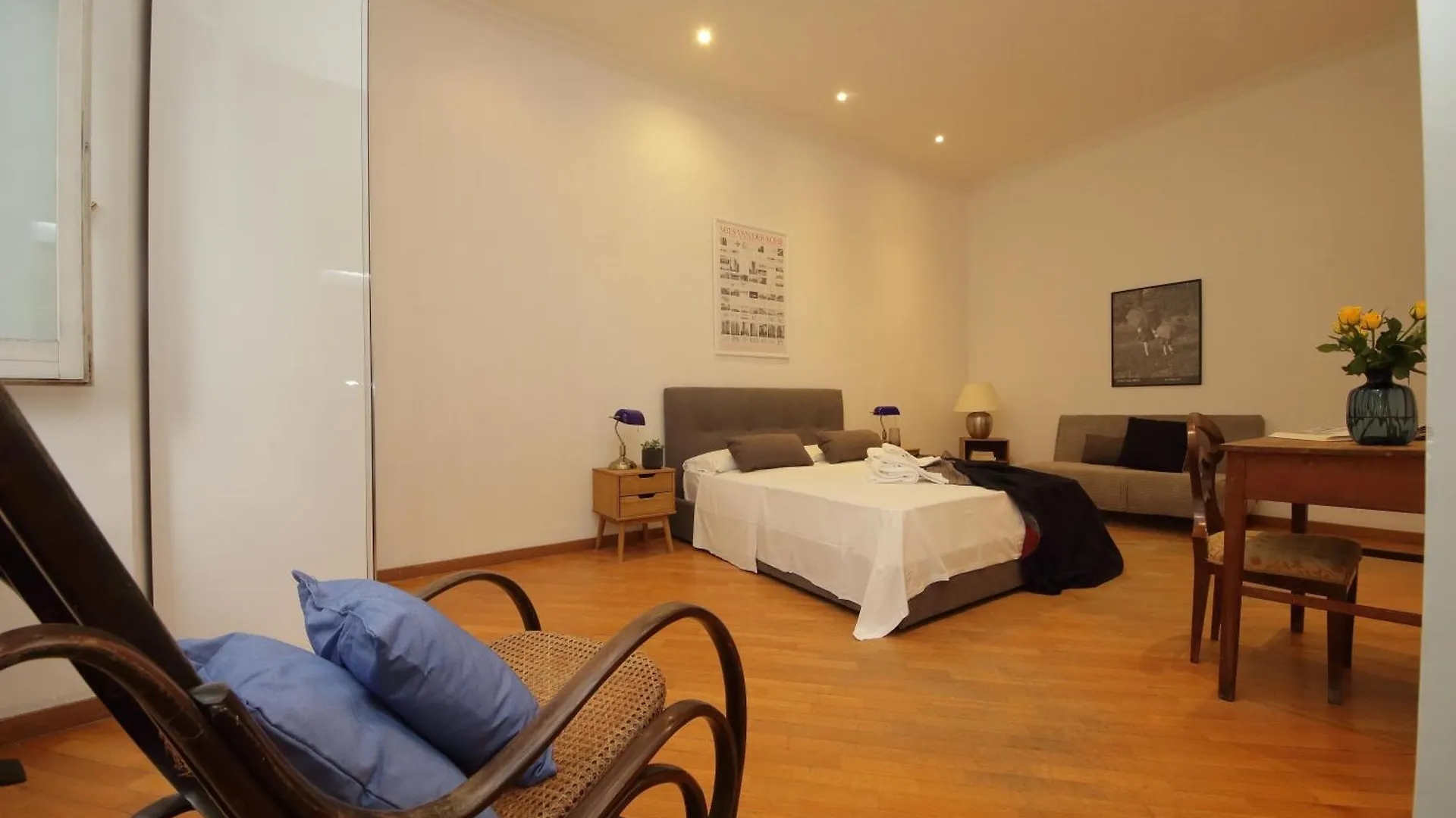 Giant Borghese Apartment Rome
