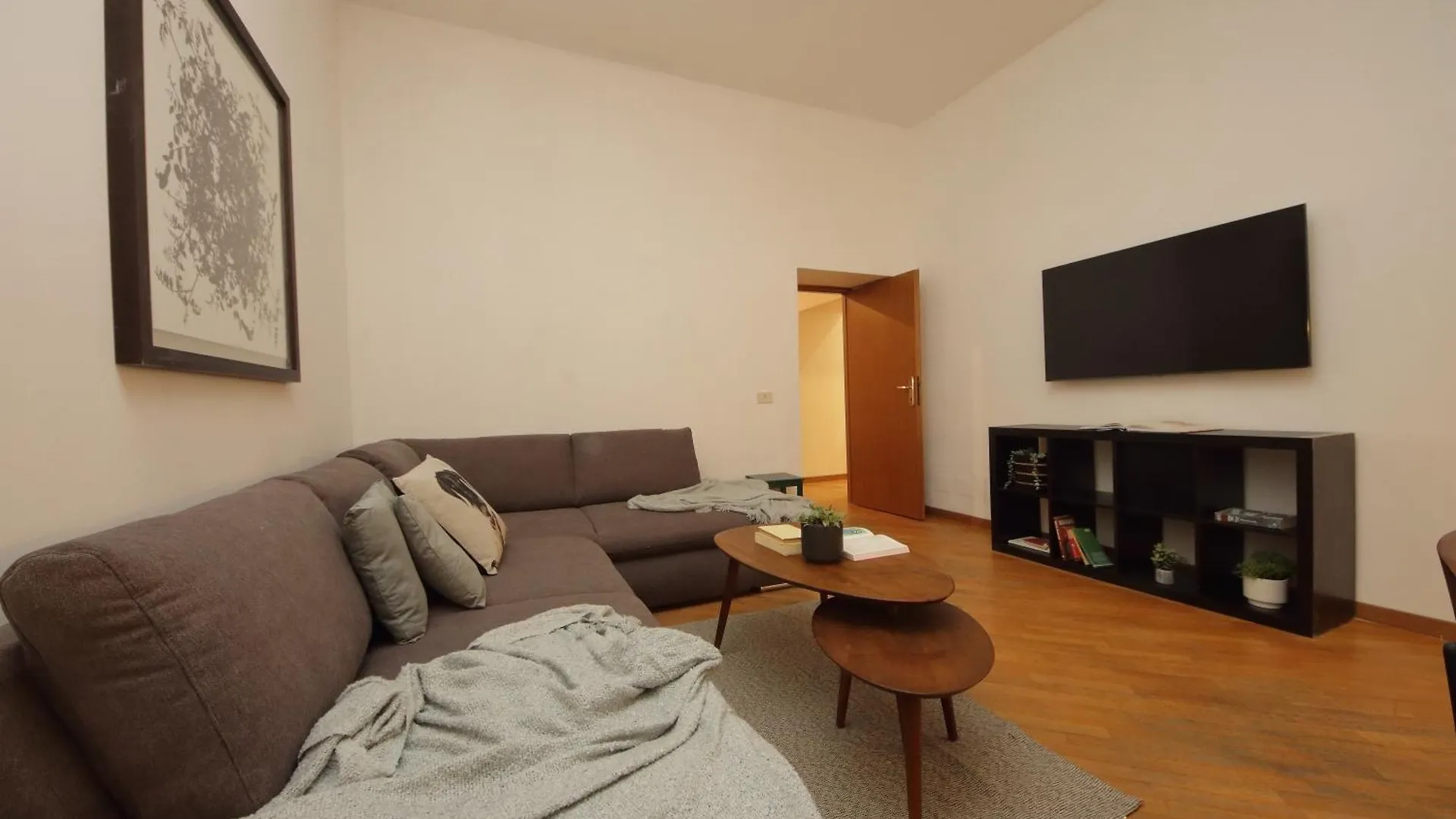 Giant Borghese Apartment Rome Italy
