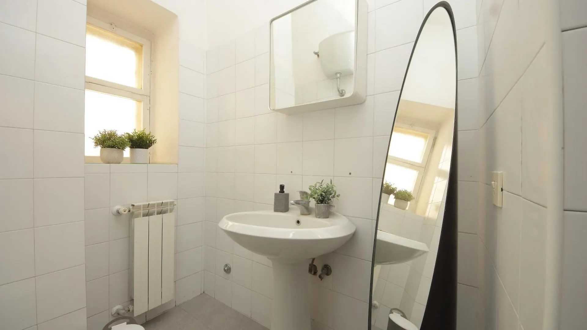 Giant Borghese Apartment Rome