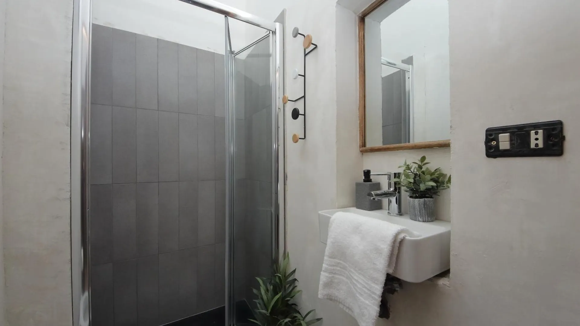 Giant Borghese Apartment Rome