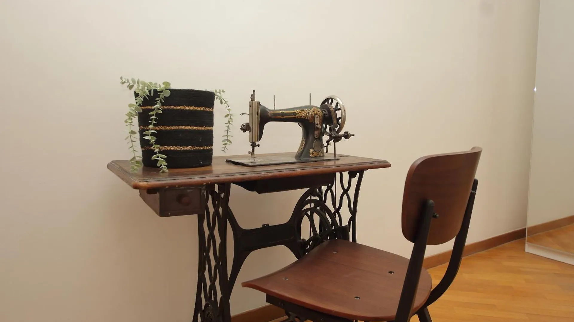 Giant Borghese Apartment Rome
