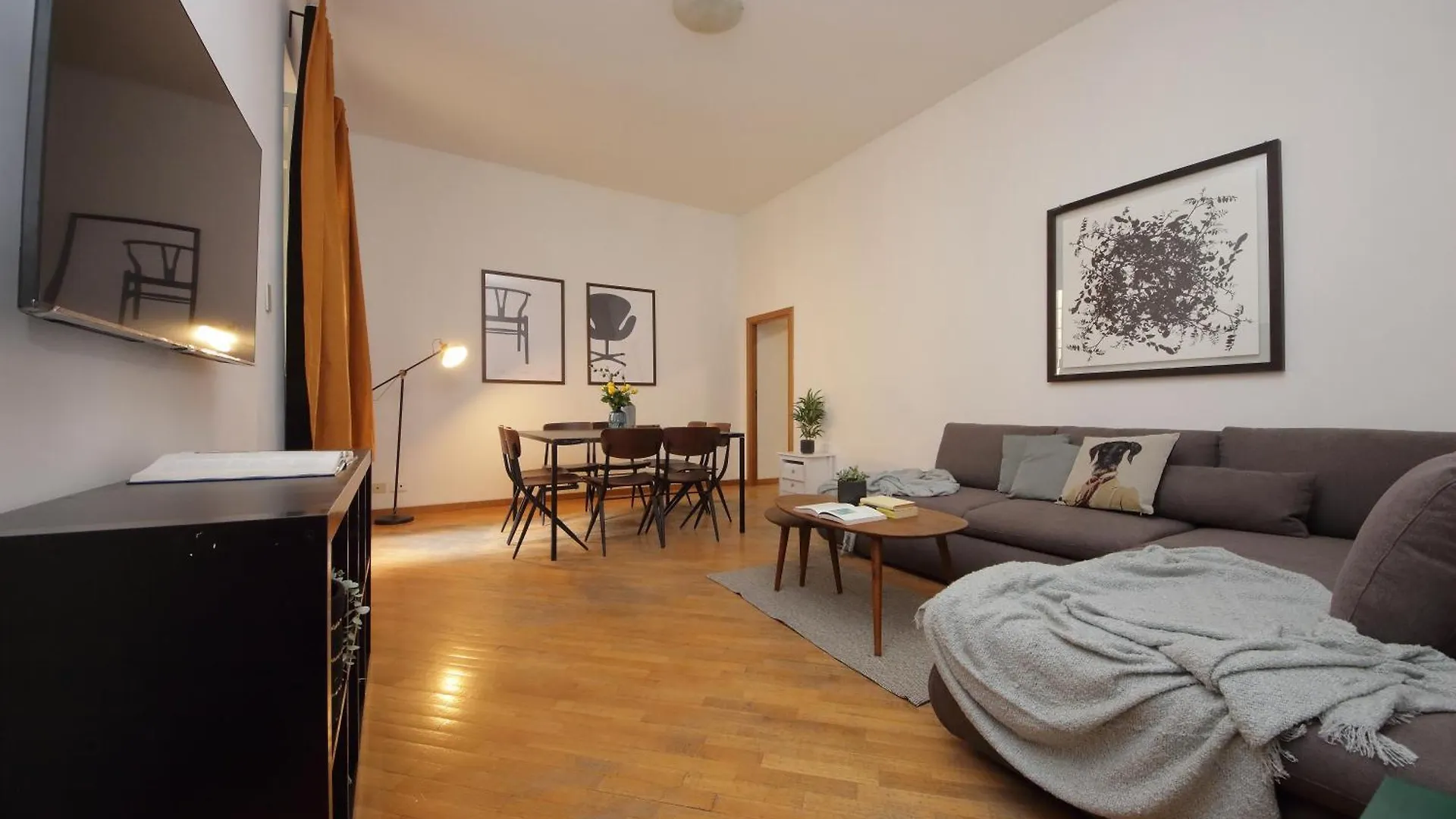 Giant Borghese Apartment Rome Italy